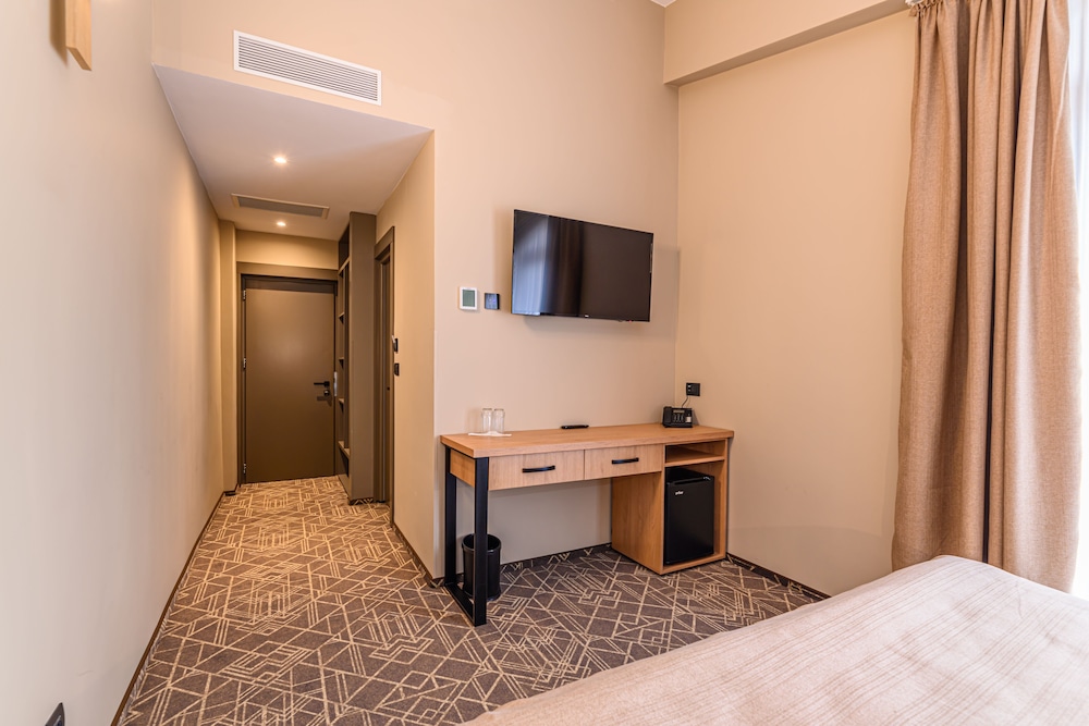 Economy Room, Balcony photo 2