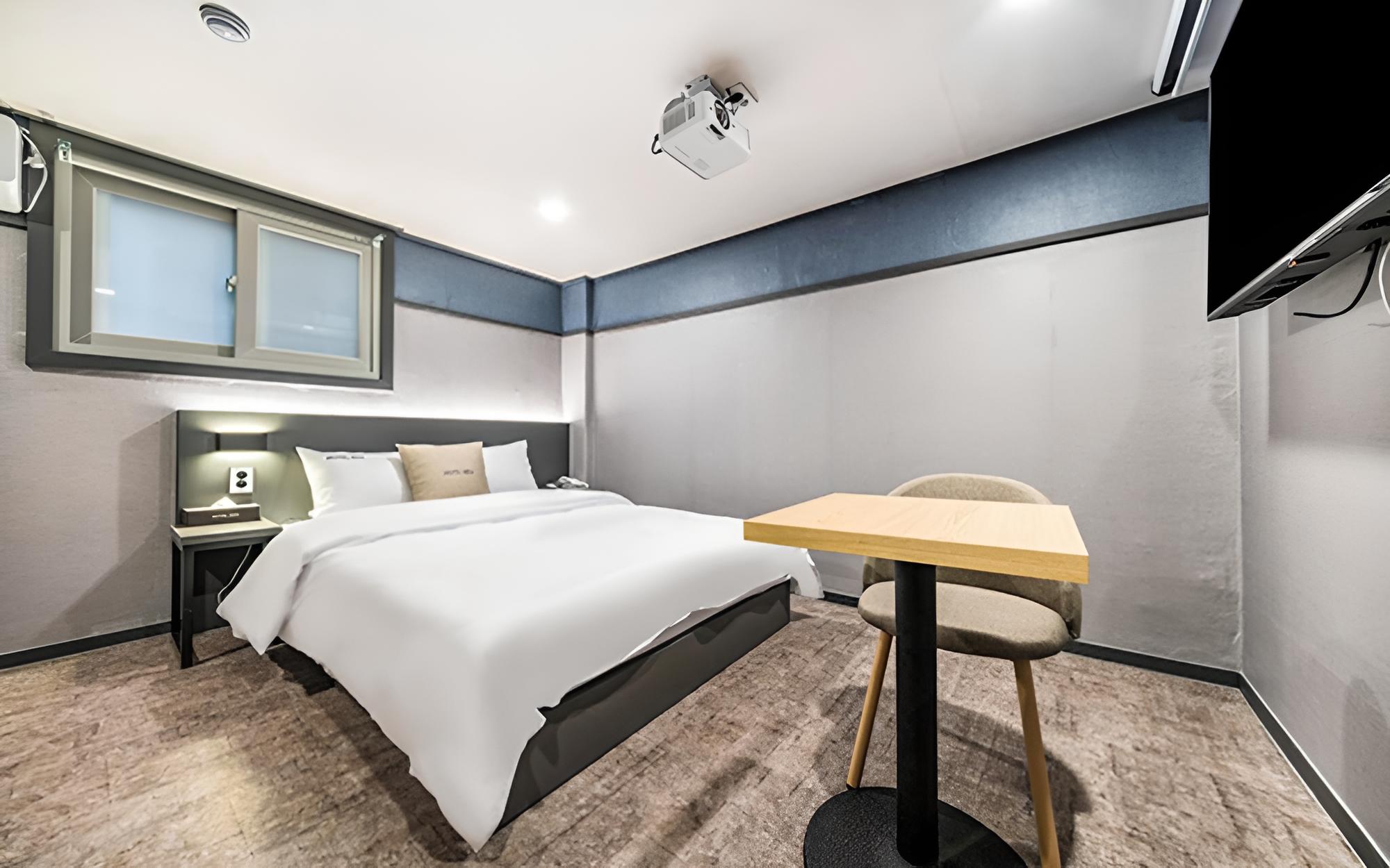 Room (Deluxe room (bathtub Netflix viewing ) photo 2