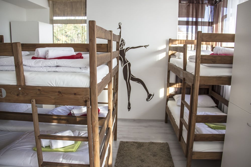 Shared Dormitory, Multiple Beds 8, Poolside