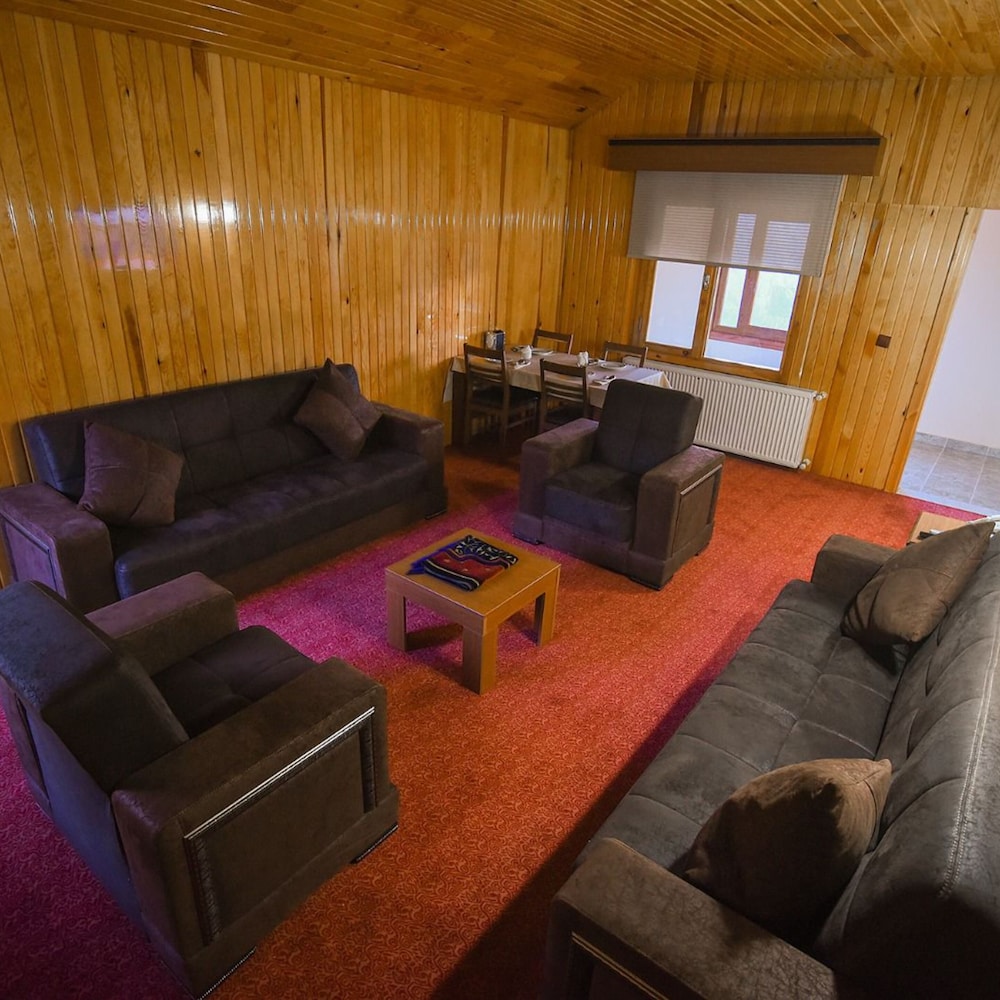Family Apartment photo 2