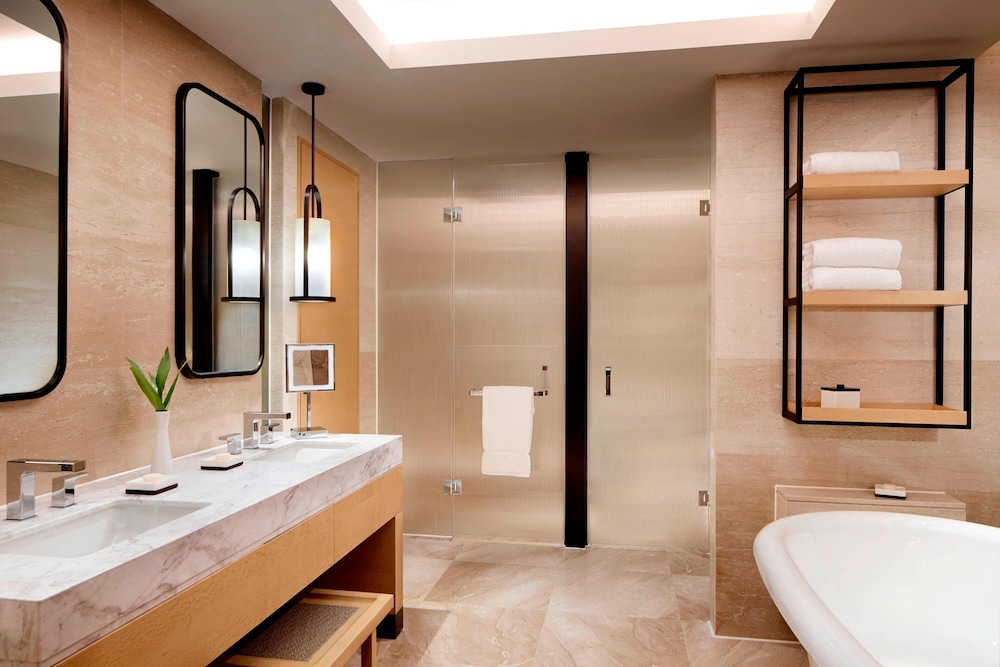 Premier Ocean View Room Double Double photo 2