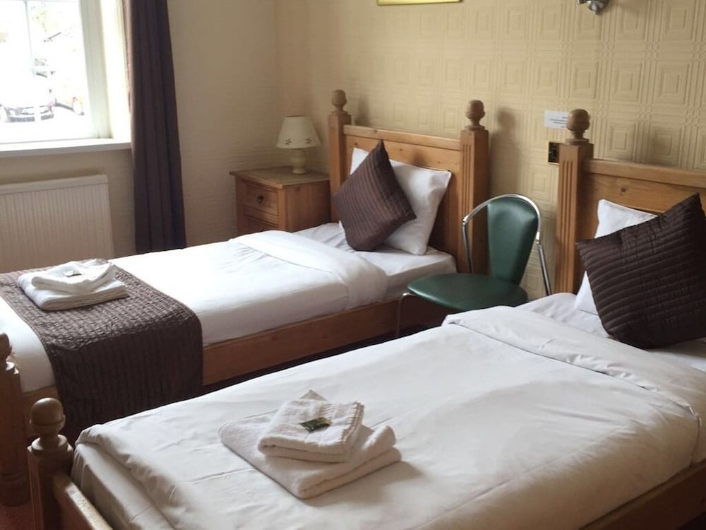 Twin Room, Ensuite photo 1