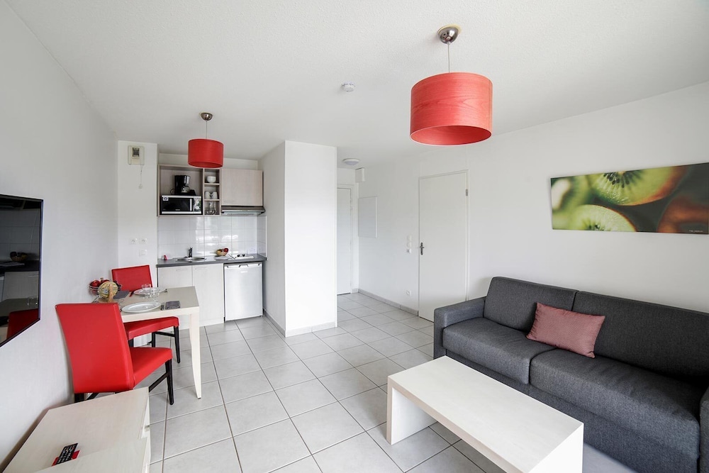 Superior Apartment, 1 Bedroom - Photo 3