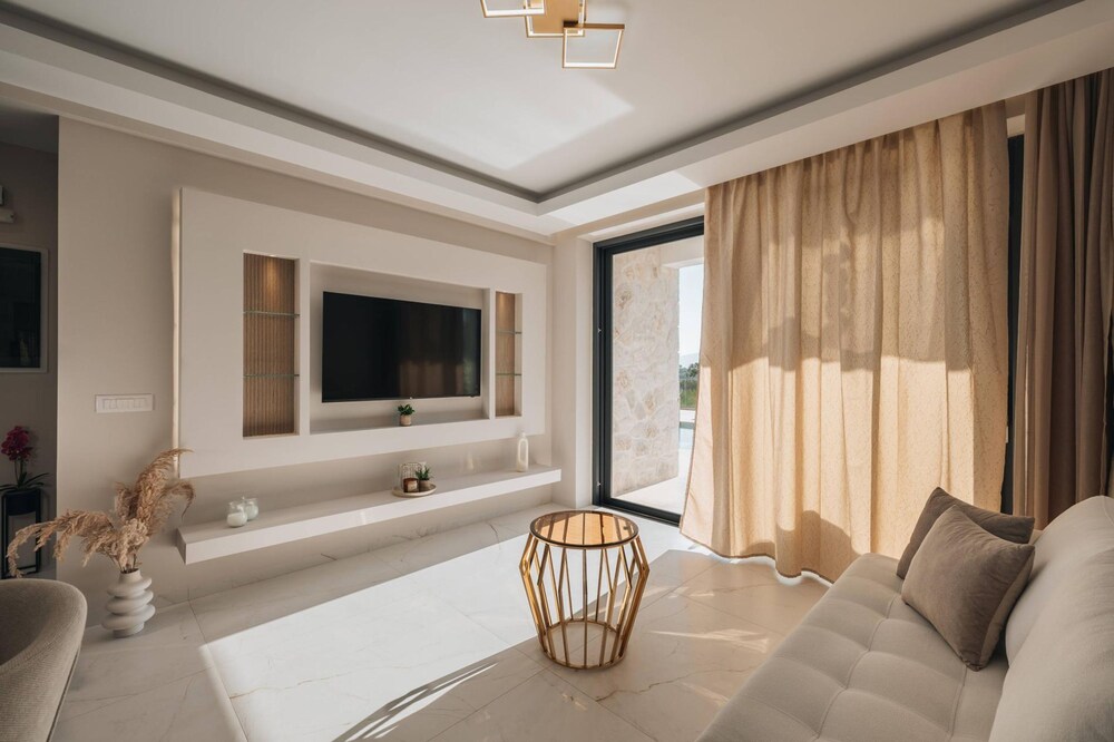 J K Villa With Private Pool, Bilde 45