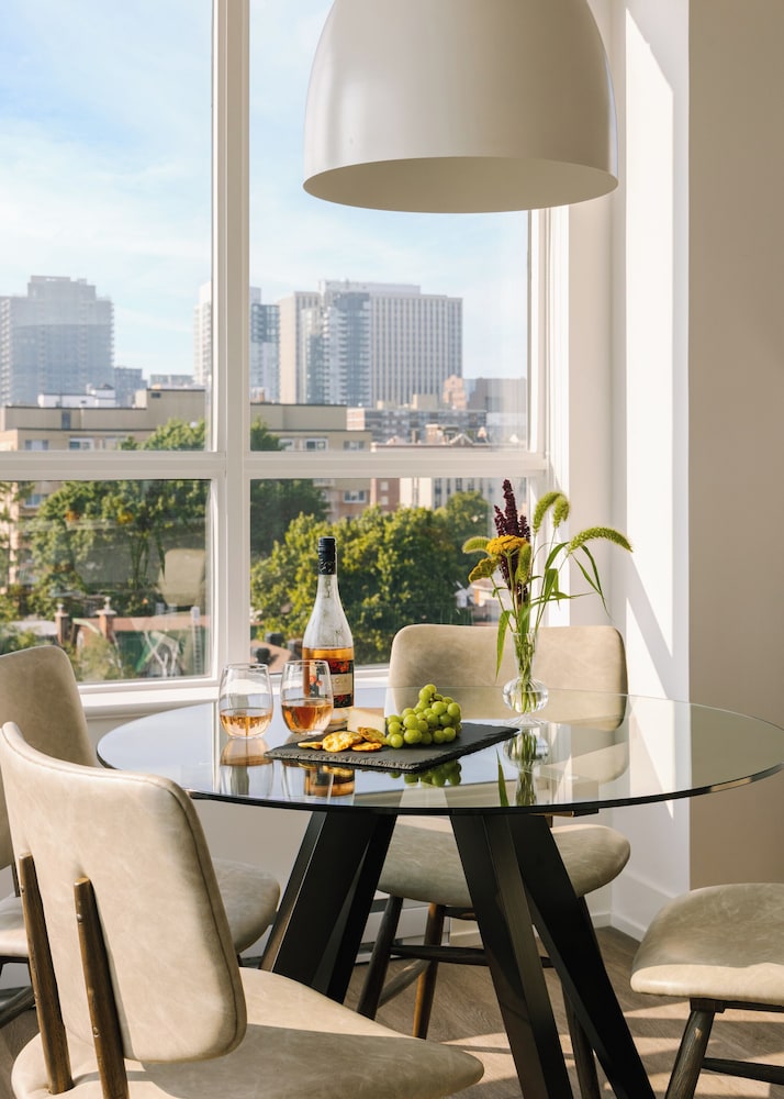 Deluxe Apartment, 1 Bedroom, Balcony photo 3