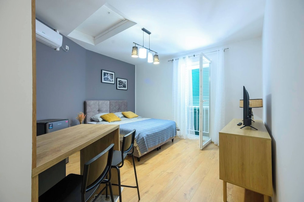 Apartment, 1 Bedroom, City View