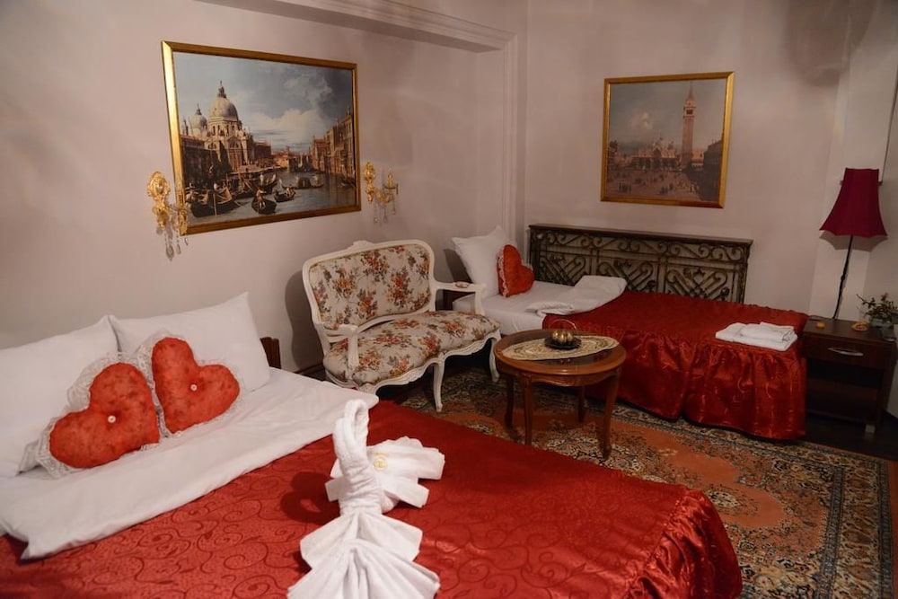 Comfort Triple Room