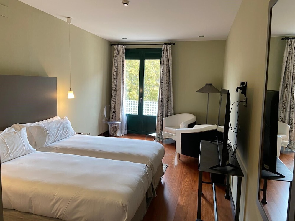 Superior Double Room - Photo 4