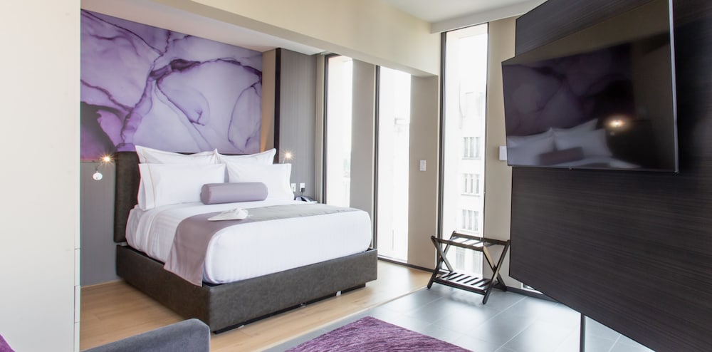 Room, 1 Queen Bed, Kitchenette, City View photo 1