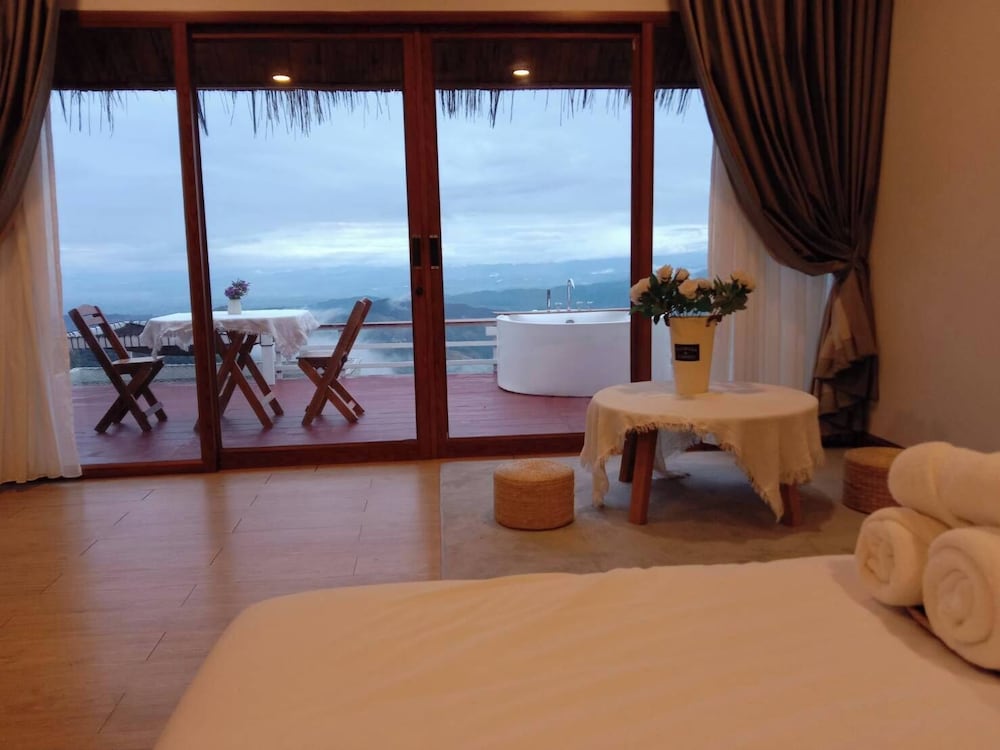 Double Room, Mountain View