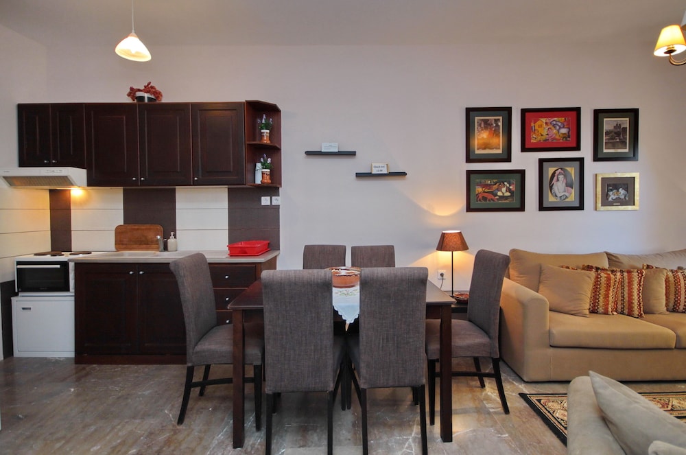 Family Apartment, 2 Bedrooms photo 2