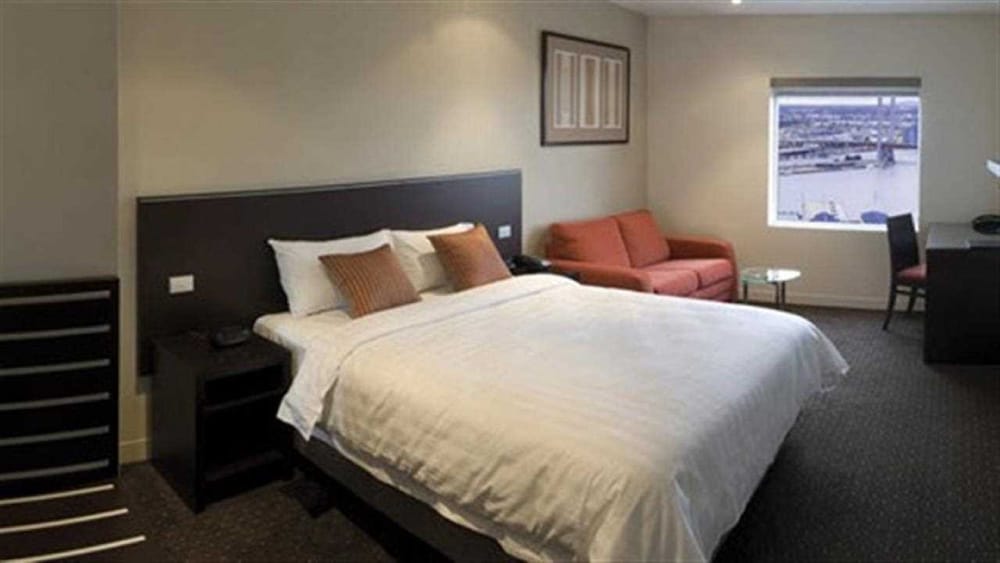 Grand View Room (Spencer St View) - Photo 2