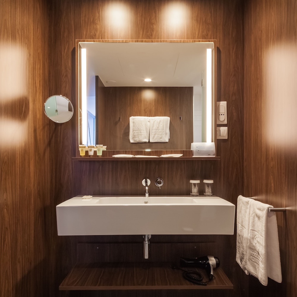 Double or Twin Room (With Extra Bed)