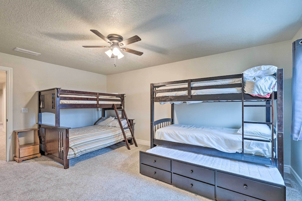 House (Multiple Bedrooms) photo 2