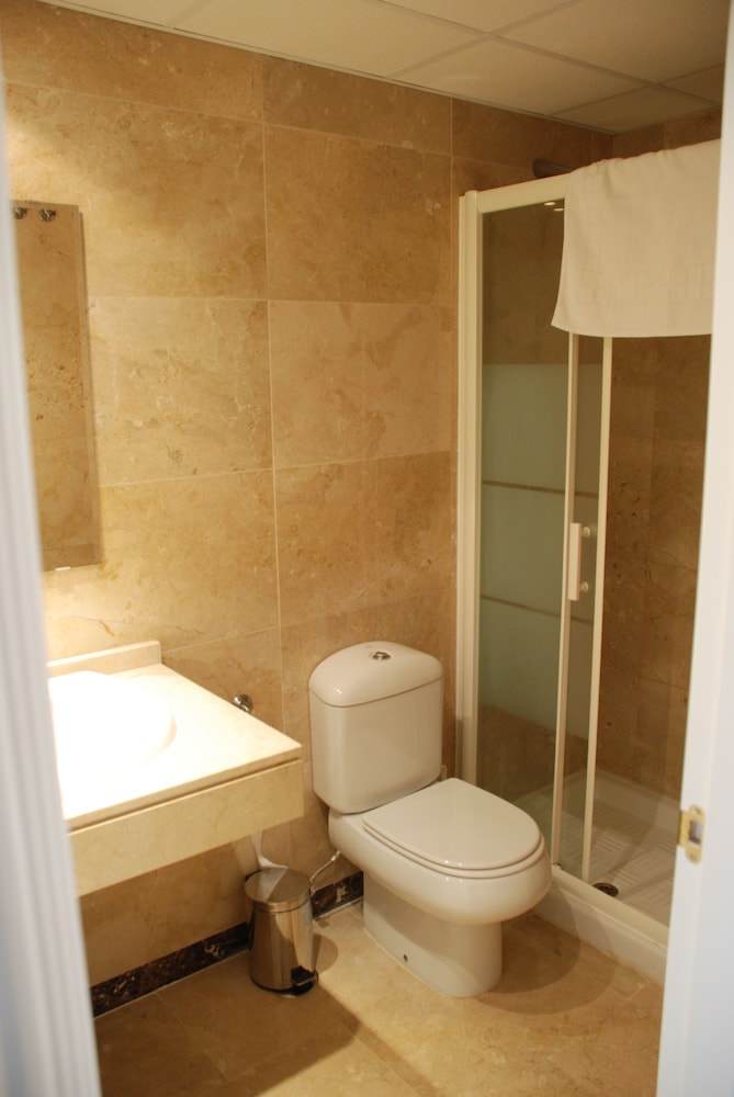 Comfort Double Room Single Use, Garden View photo 2