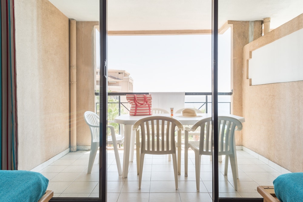 Apartment 5 people - 1 bedroom - Terrace or balcony - Photo 3