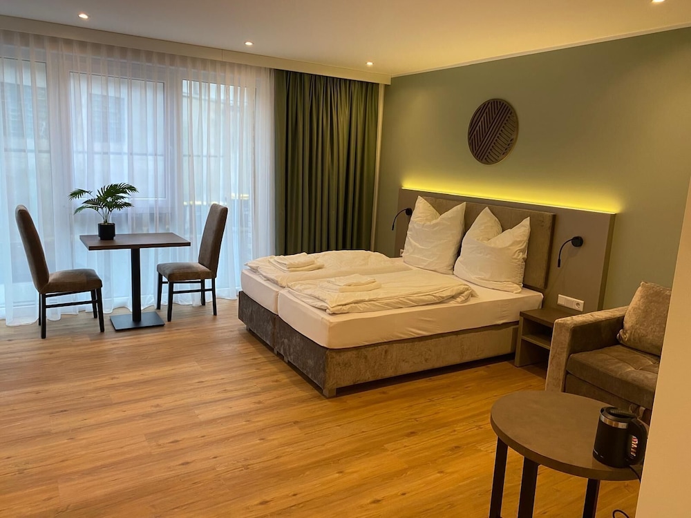 Deluxe Double Room, Kitchenette photo 1