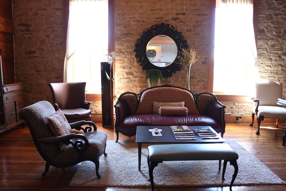 Signature Room, 1 Bedroom, Accessible photo 2