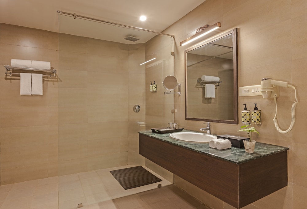 Mandala Suite - Photo 4