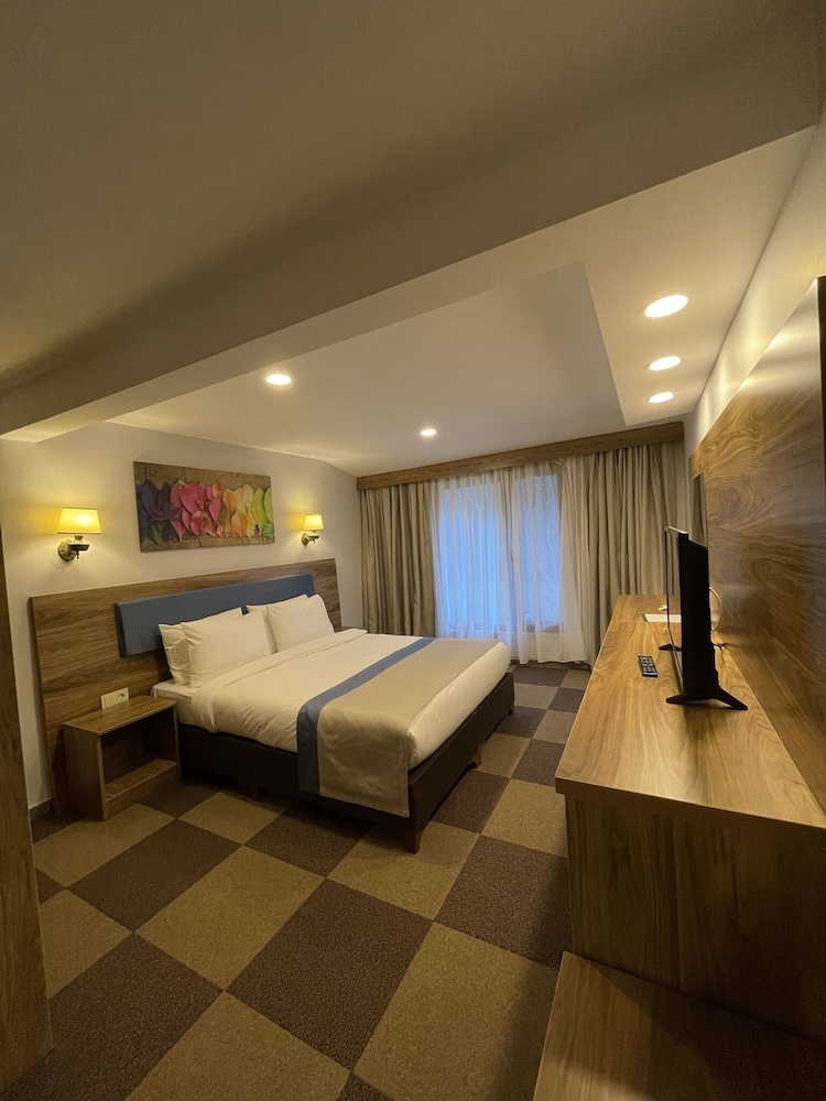 Standard Room - Photo 1