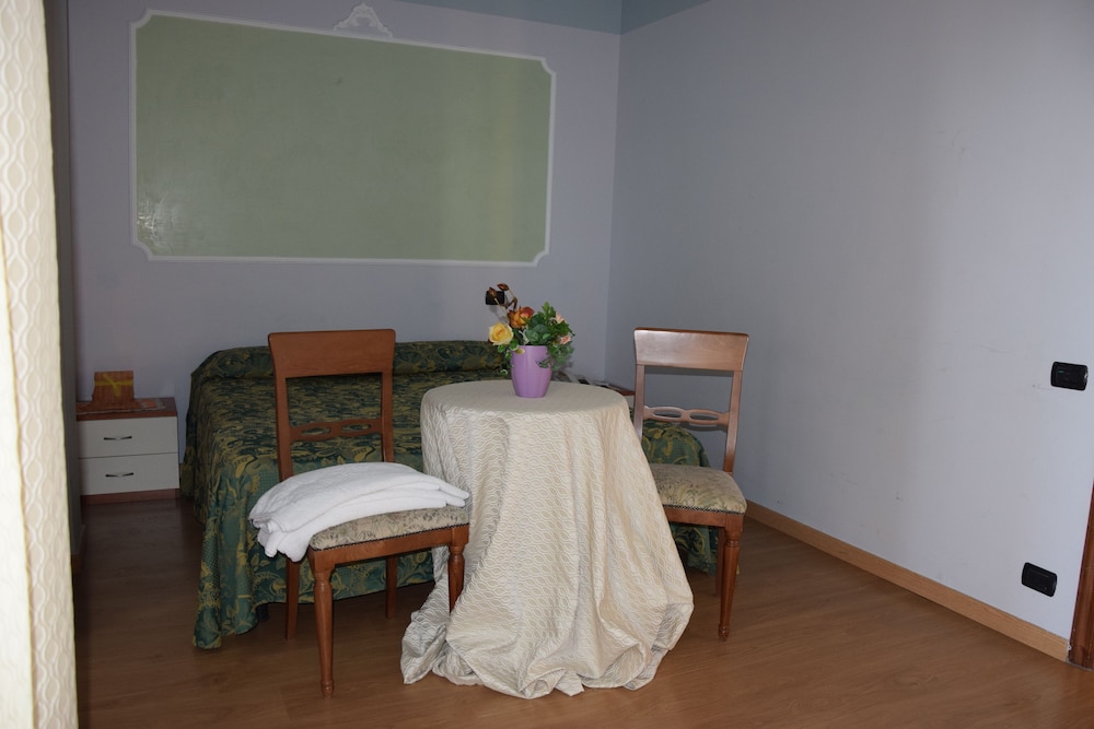 Double Room Single Use, Balcony photo 1