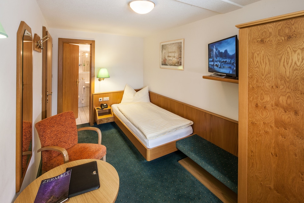 Comfort Single Room