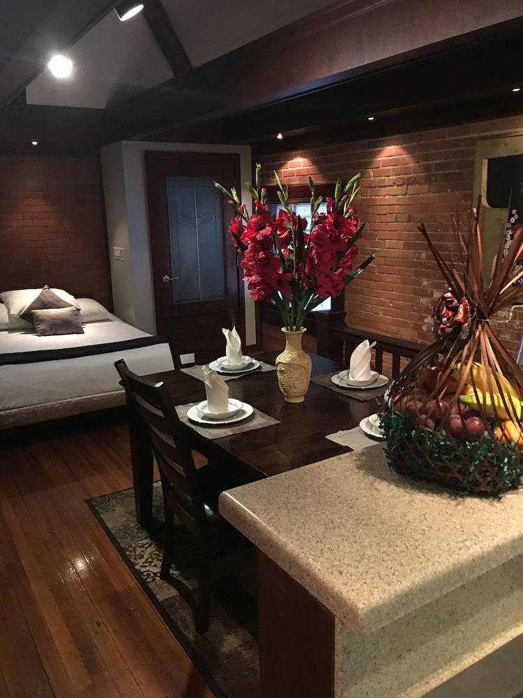 The Carriage House (King Spa Suite) photo 1