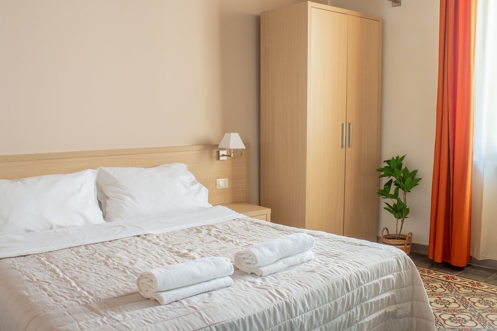 Economy Double or Twin Room