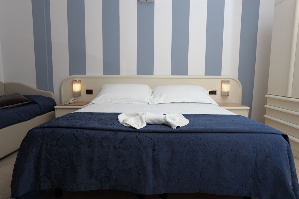 Classic Double or Twin Room - Photo 1
