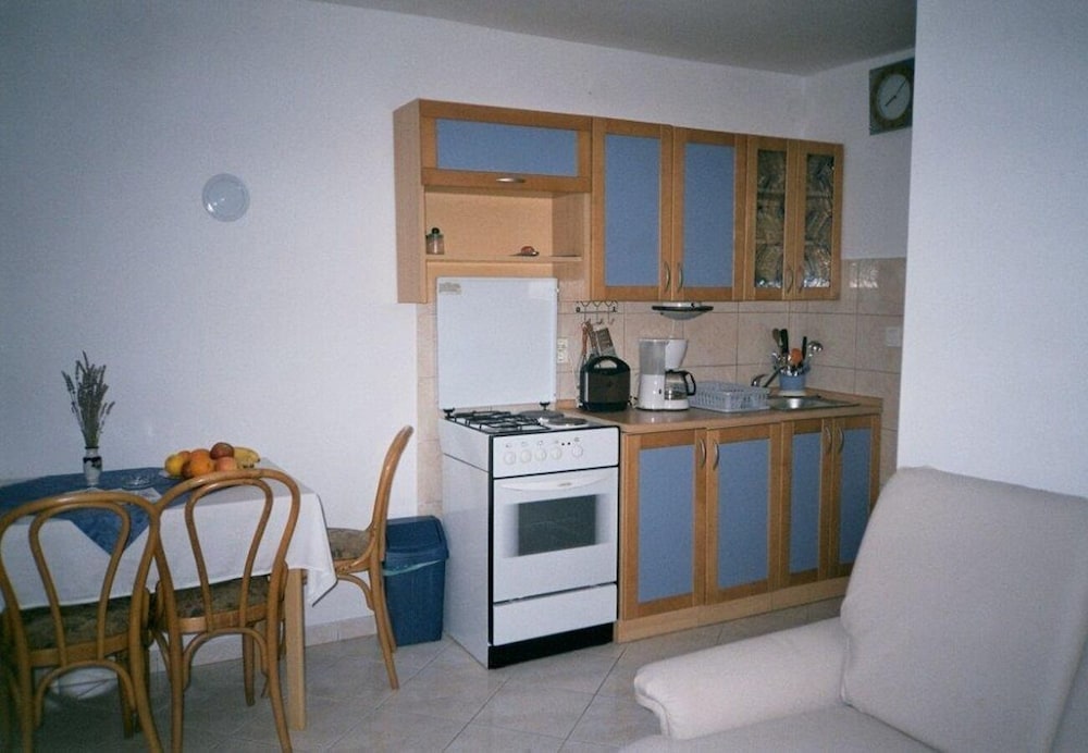 Apartment (Katrina - with free parking - A2-sehe) photo 3