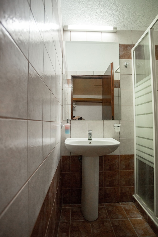 Double Or Twin Room photo 2