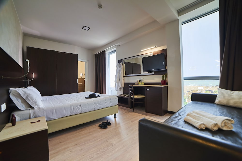 Superior Double Room - Photo 1