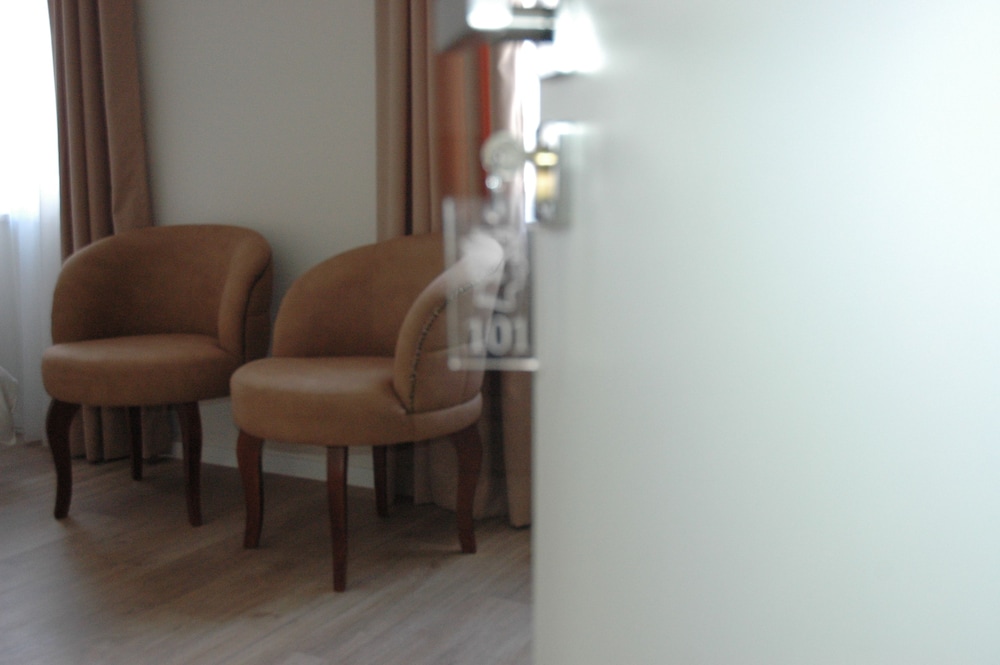 Standard Triple Room photo 3