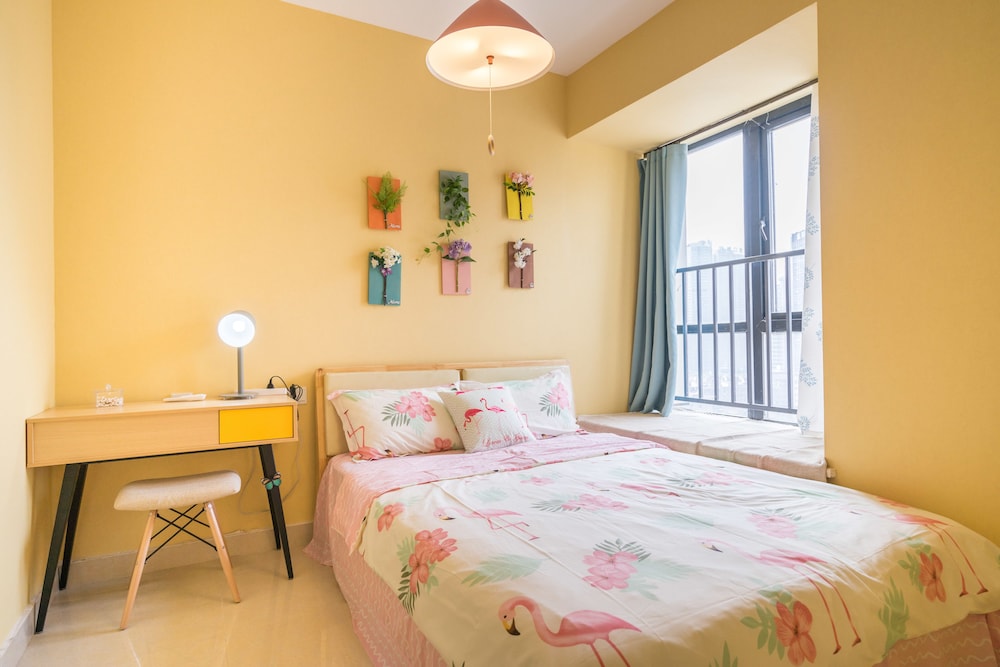 Sunshine Apartment With 2 Bedrooms photo 2