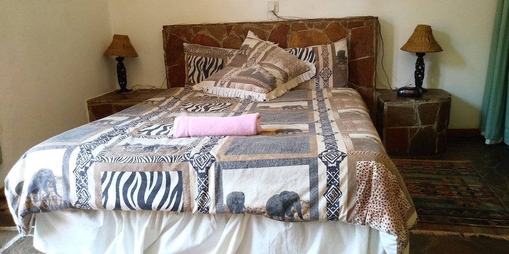 Main Lodge - Secretary Bird Suite