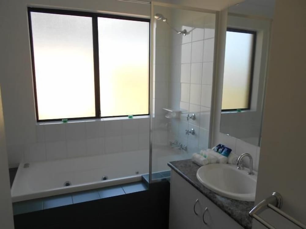 Standard Room, Non Smoking, Kitchen (2Bedroom Olive SpaCottage) photo 3