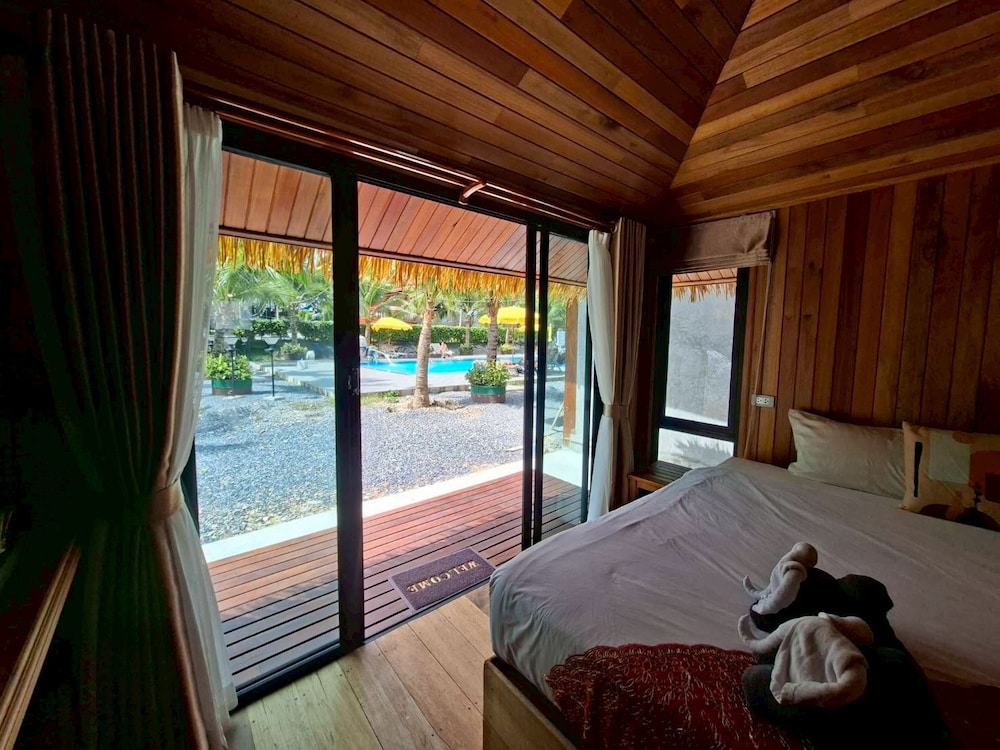 Tropical Cottage