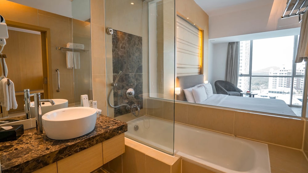 Deluxe Twin Room - Photo 5