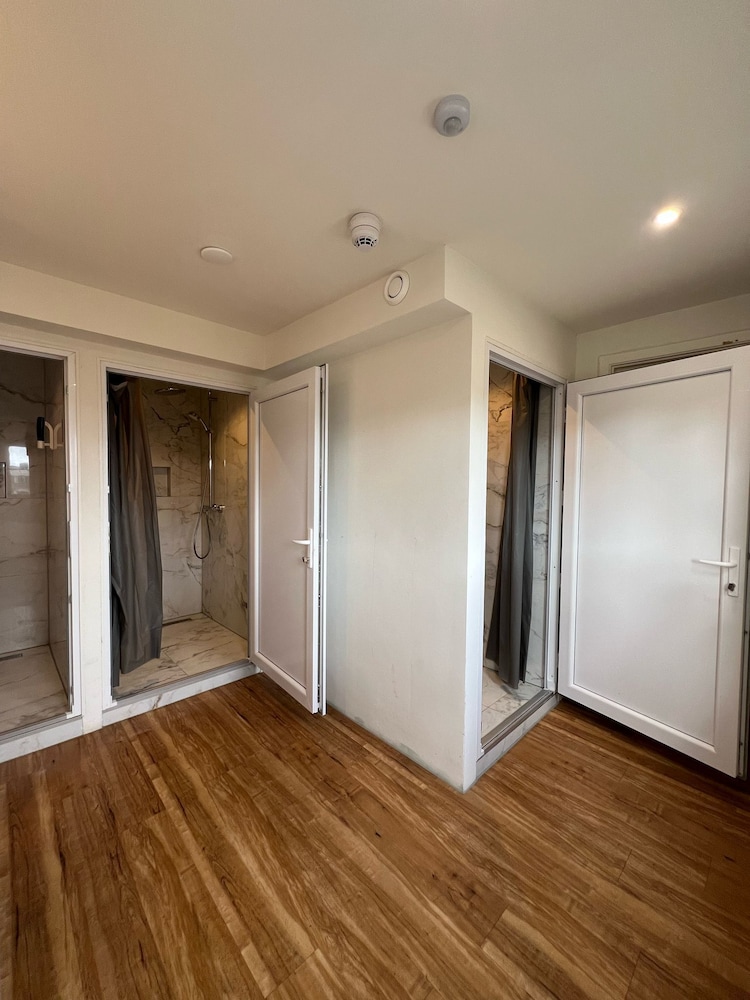 Basic Room photo 3