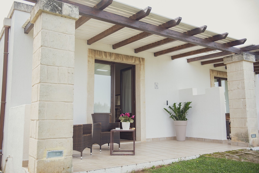Comfort Room, Sea View, Garden Area photo 3