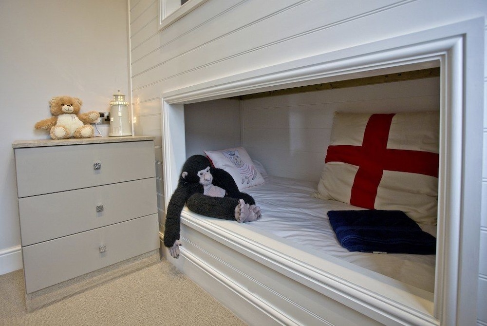 Luxury Lodge (Sea Monkey) photo 1