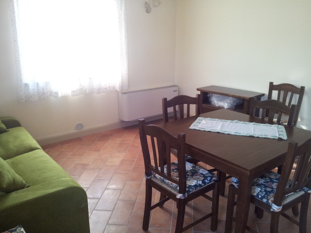 Standard Apartment, 2 Bedrooms, 2 Bathrooms photo 3