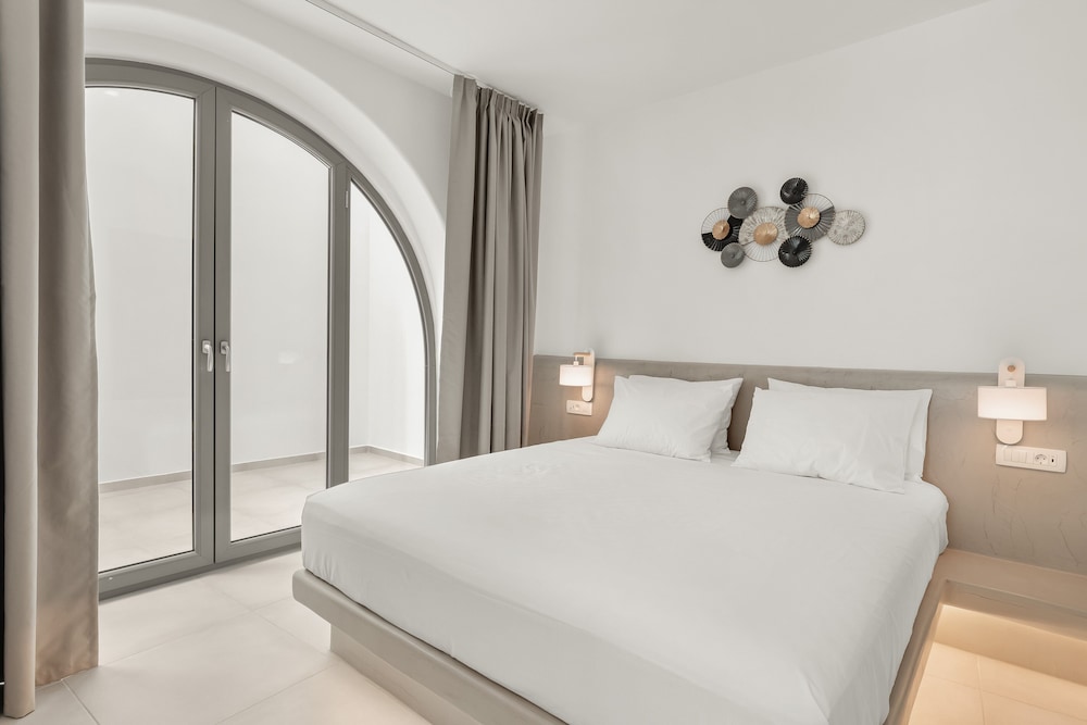 Villa two bedroom with private pool, interior hot tub & Sea View - Photo 13
