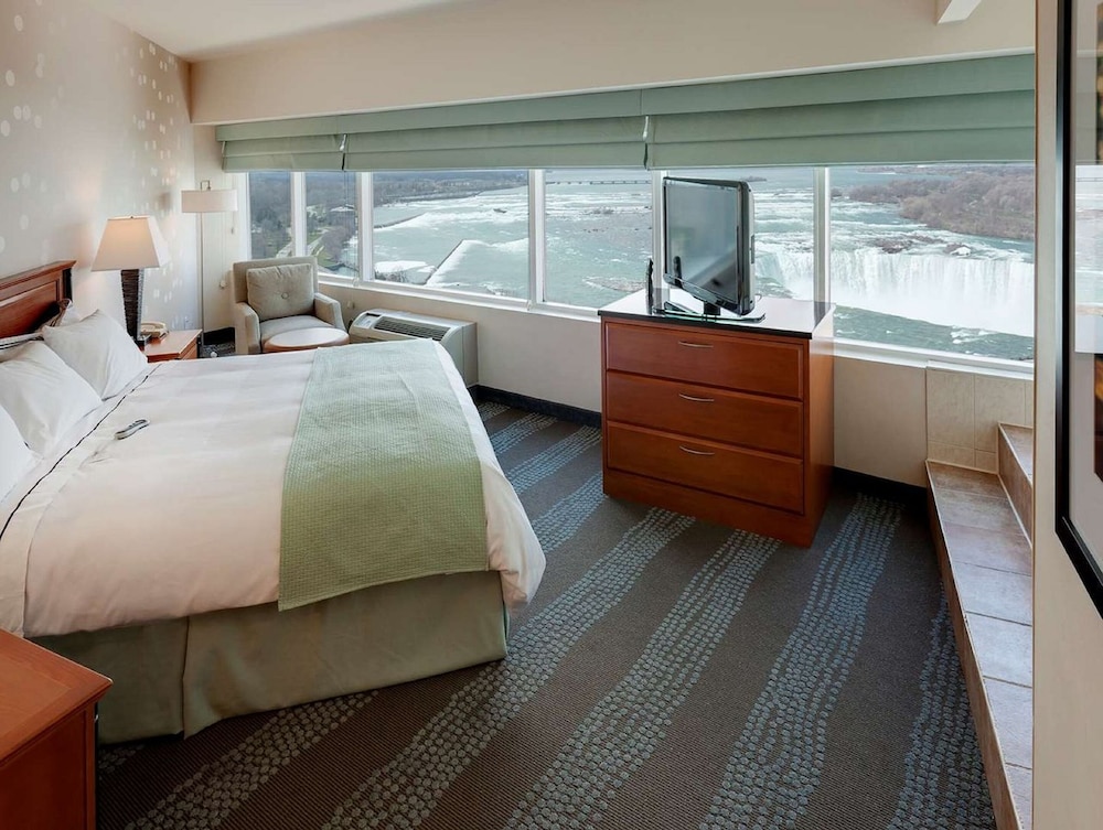 Room, 1 King Bed, Jetted Tub, View (Non-Smoking) photo 2