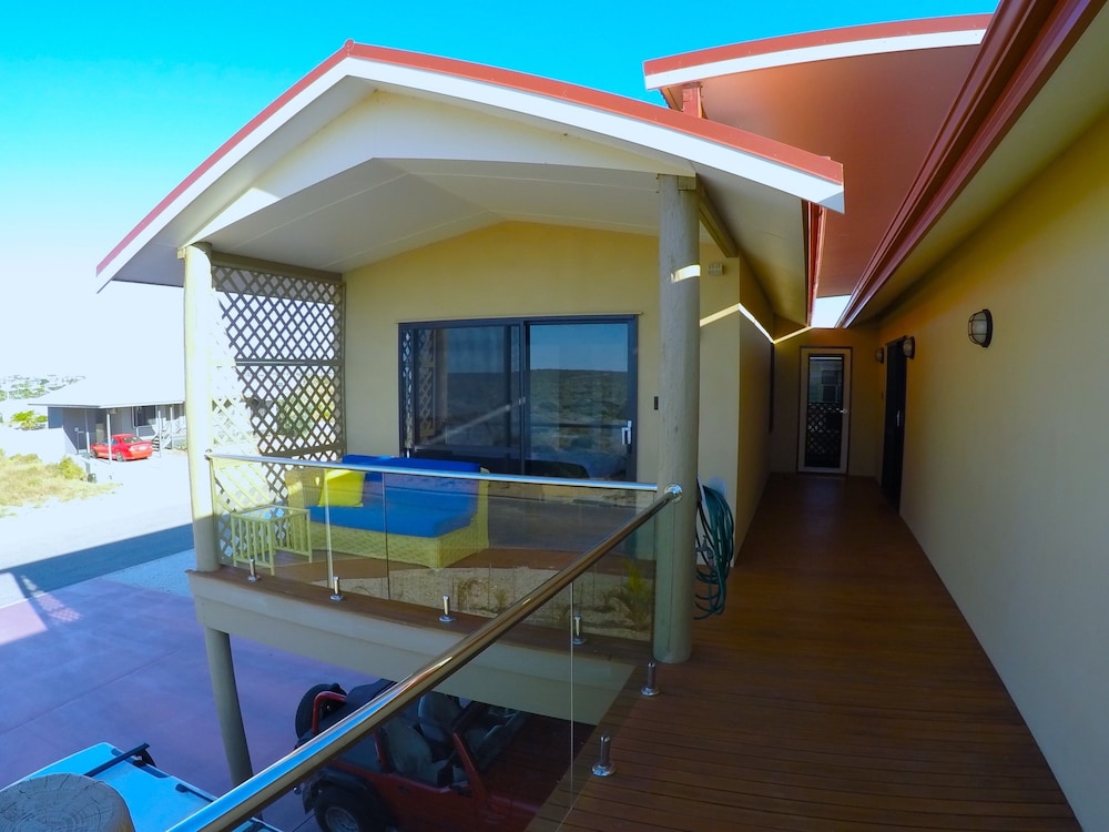 Blue Room with Balcony, Sea View photo 3