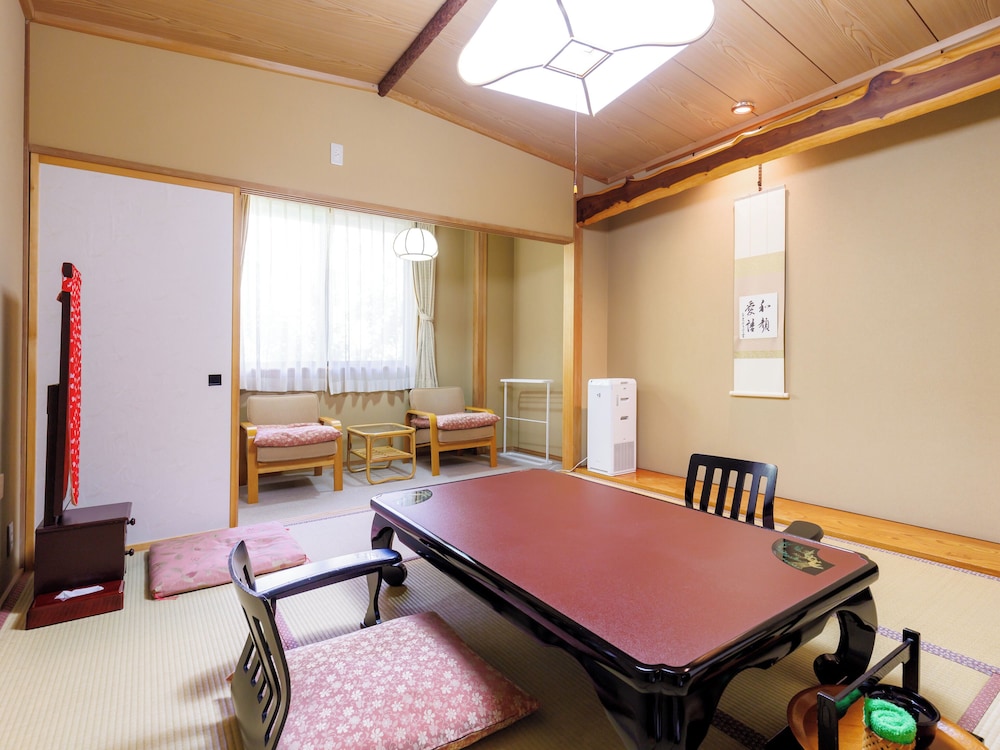 Japanese Room 8 Tatami Non-Smoking