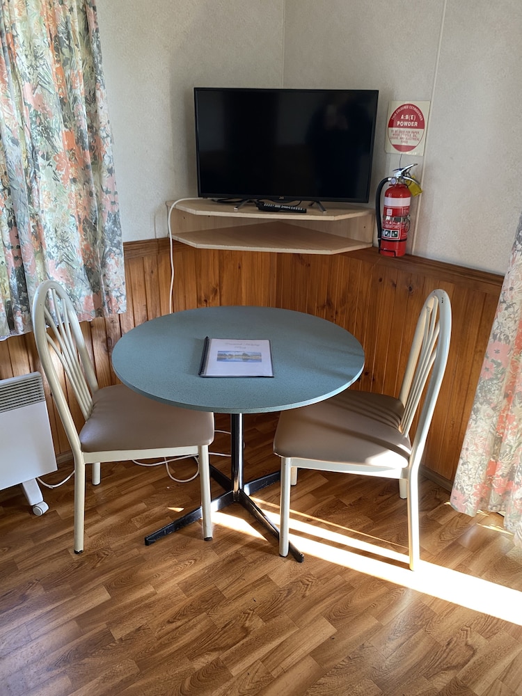Standard Cabin, 1 Queen Bed, Kitchenette photo 3