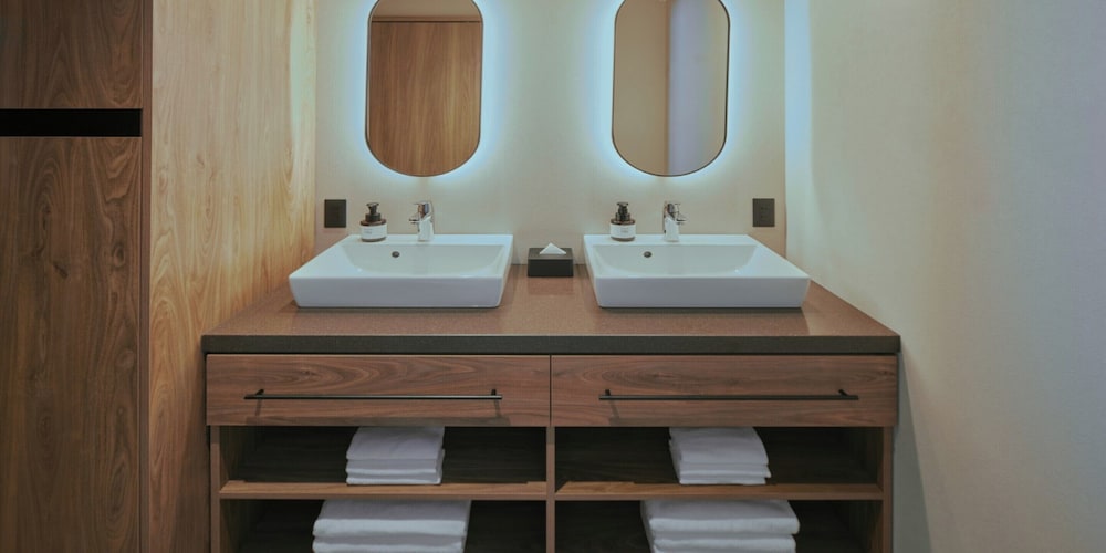 Quadruple Room (バンク)