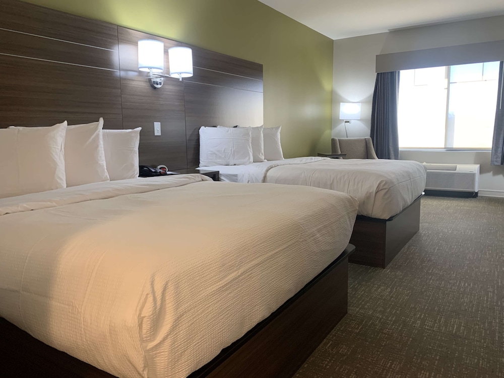 Standard Room, 2 Queen Beds, Accessible, Non Smoking - Photo 3