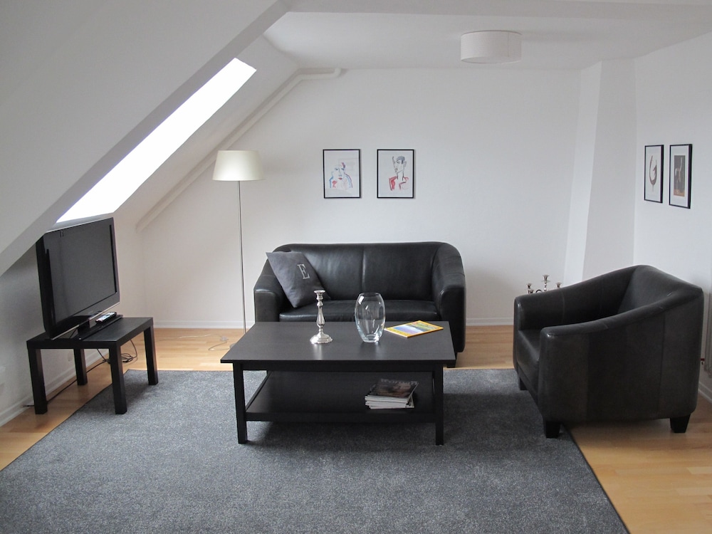 Apartment photo 3